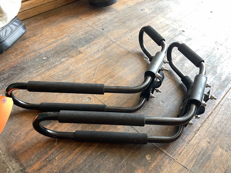 #10769-•-roof-rack-attachments-image-2