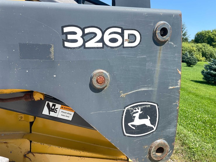 2012-deere-326d-image-18
