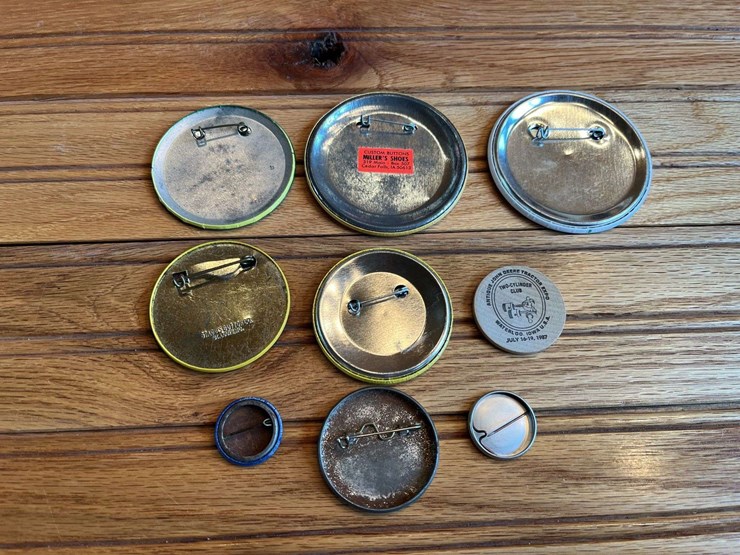 (9)-john-deere-buttons-image-5