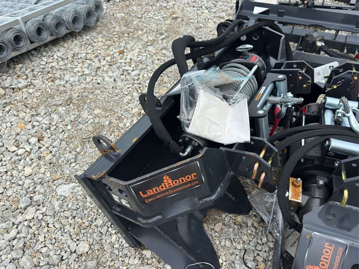 skidsteer-hydraulic-winch-image-3