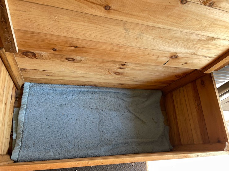 #10804-•-wood-chest-image-6