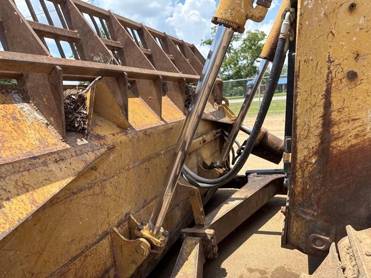 caterpillar-d6r-xl-image-18
