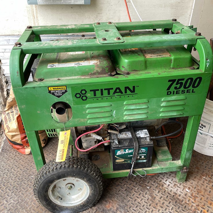 #8576 • Titan Diesel 7500 Generator (ST)