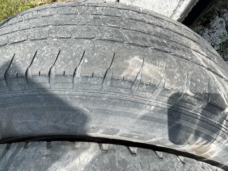 #8598-•-(2)-tires-with-rims-image-5