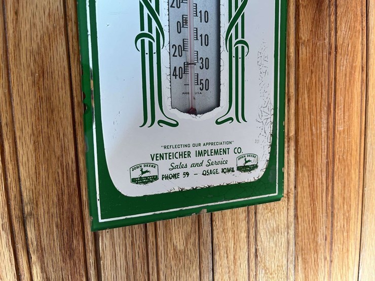 john-deere-mirror-thermometer-image-3
