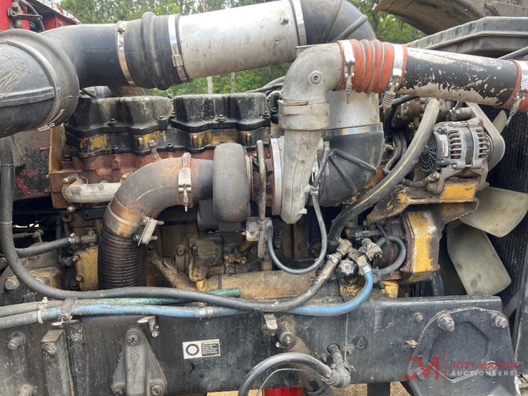2004-peterbilt-379-image-36
