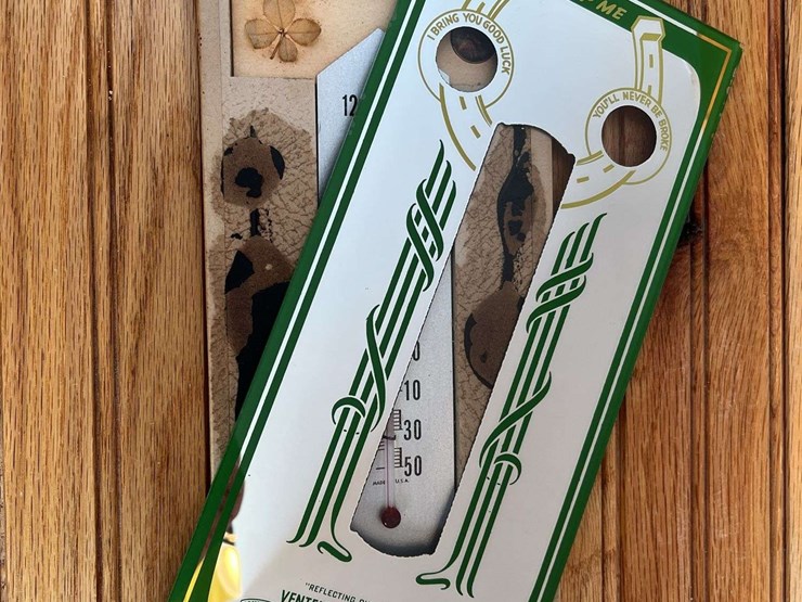 john-deere-mirror-thermometer-image-2