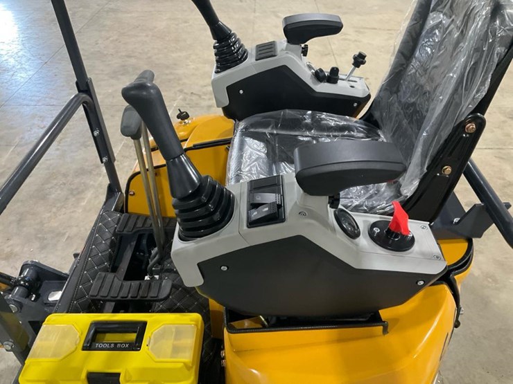 #1155-•-unused-ire20-mini-excavator-image-16