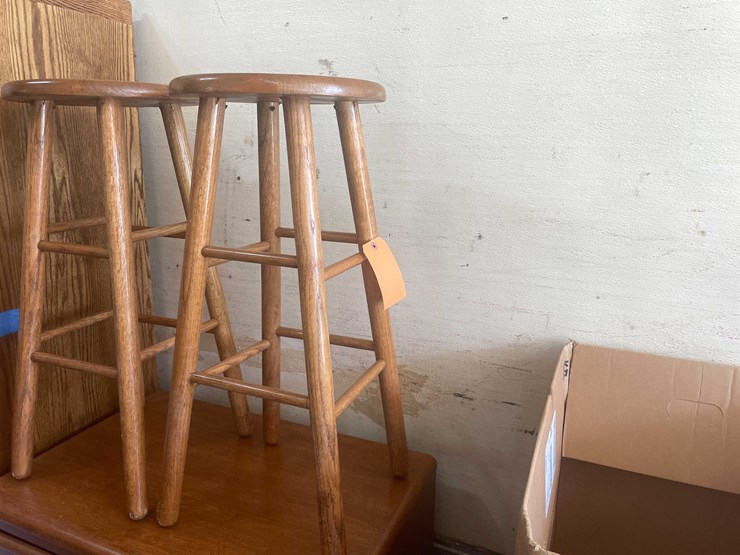 #10808-•-bar-stools-image-2