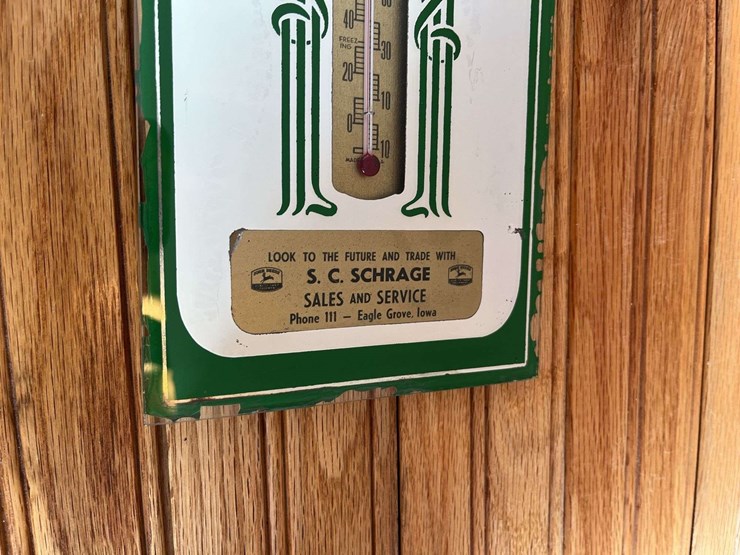 john-deere-mirror-thermometer-image-3