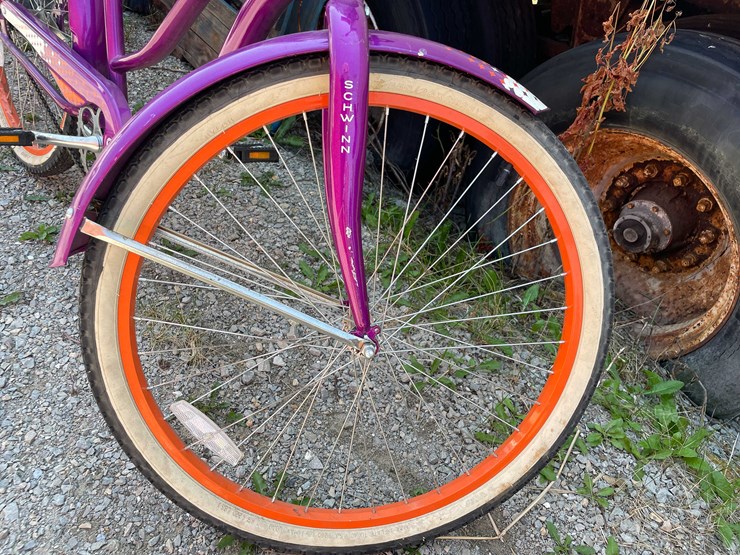 #8595-•-schwinn-bike-image-3