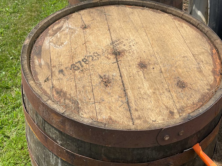#8597-•-wood-barrel-image-3