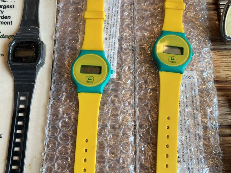 (5)-john-deere-watches-image-3