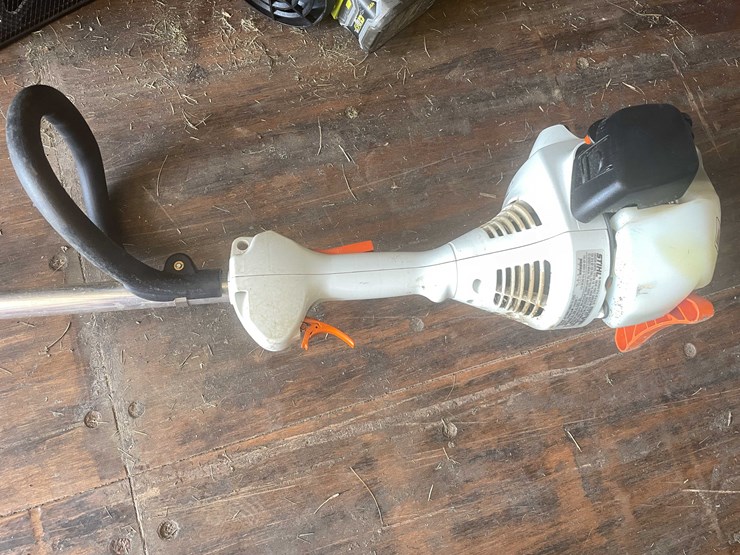 #10788-•-stihl-weed-wacker-image-5