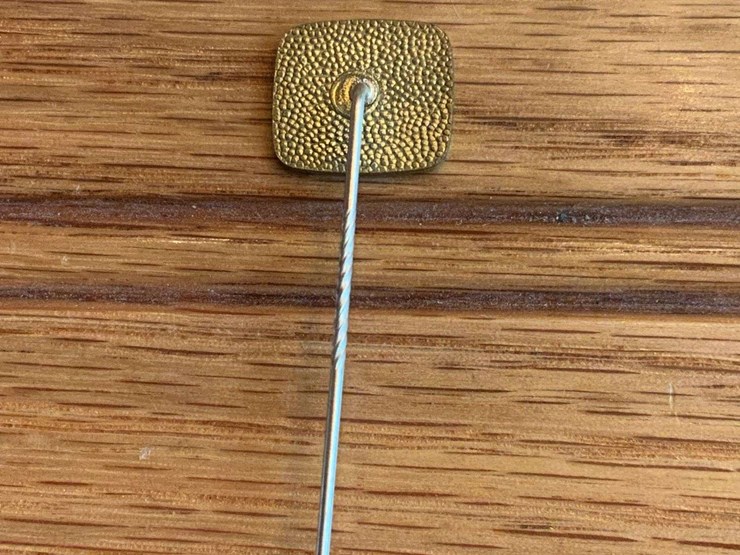 (2)-john-deere-straight-pins-image-5