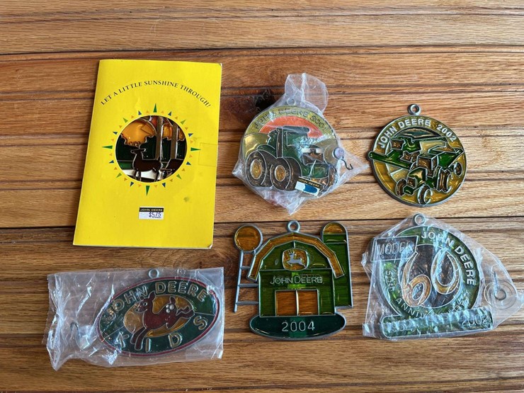 (6)-john-deere-sun-catchers-image-1