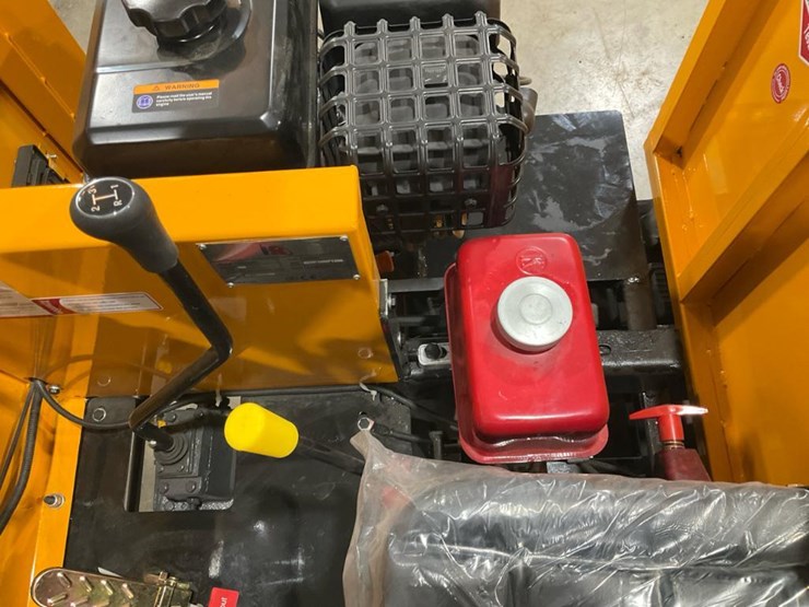 #1254-•-unused-ird25-crawler-dumper-with-seat-image-9