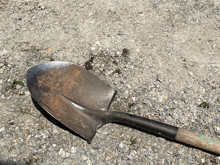 #8589-•-(4)-gardening-tools-image-4