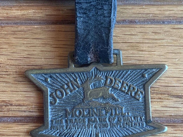 (3)-john-deere-watch-fobs-image-7