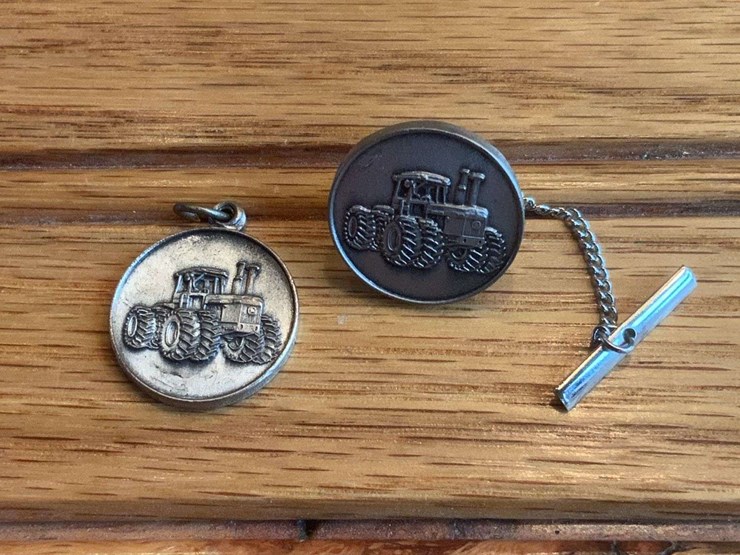 (2)-1974-john-deere-minneapolis-charm-+-tie-chain-image-1