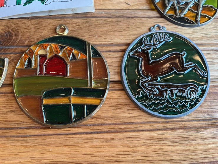 (6)-john-deere-sun-catchers-image-5