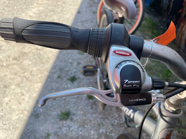 #8594-•-raleigh-bike-image-8