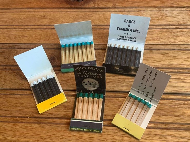 (5)-john-deere-matchbooks-image-3