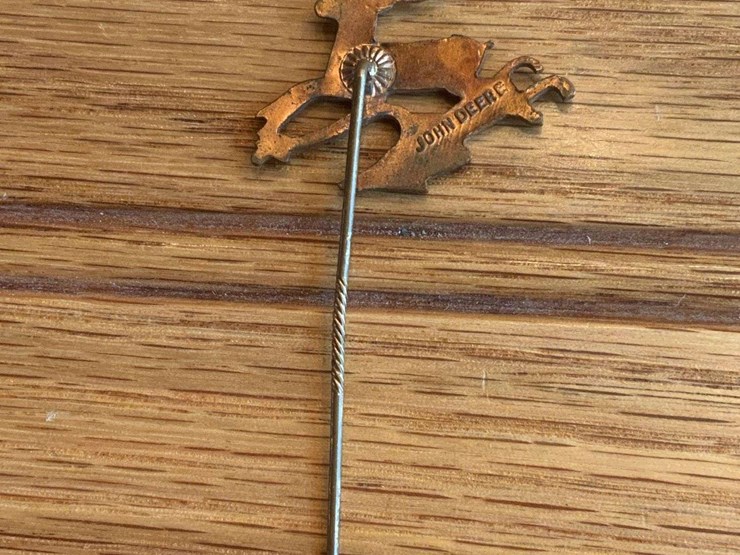 (2)-john-deere-straight-pins-image-3