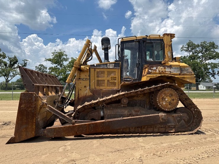 caterpillar-d6r-xl-image-1