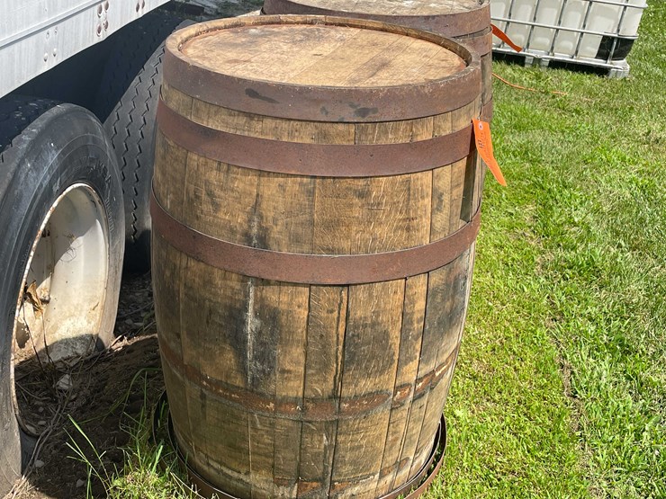 #8601-•-wood-barrel-image-1