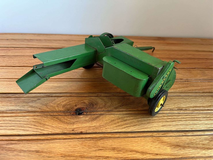 john-deere-16-image-6