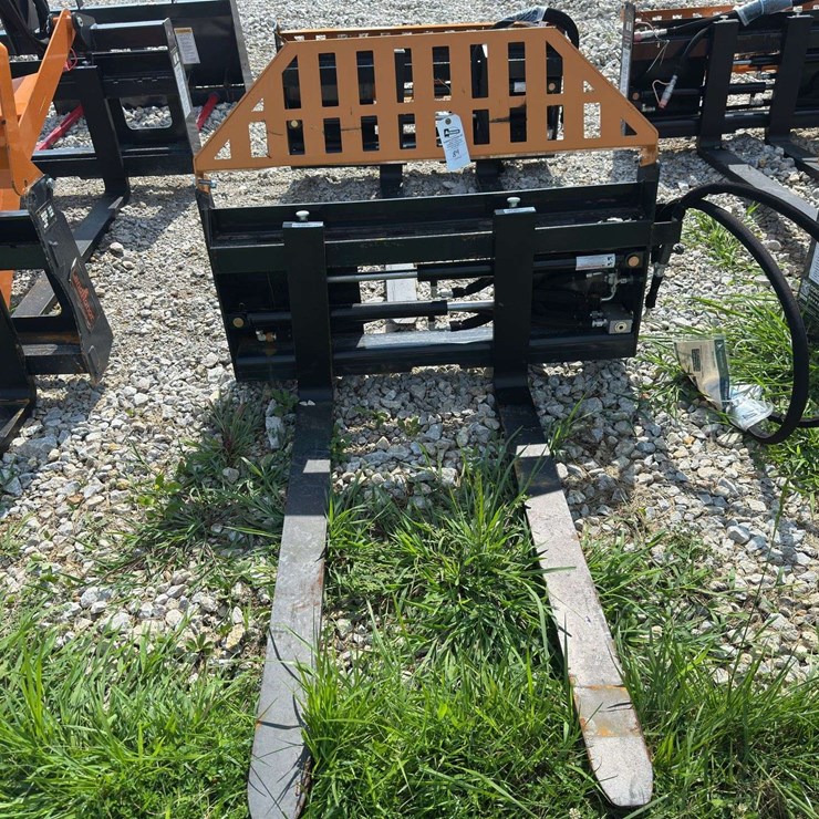 Hydraulic Skid Steer Fork Attachment