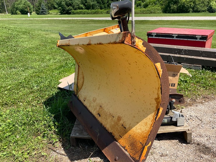 #8572-•-meyer-snow-plow-image-3