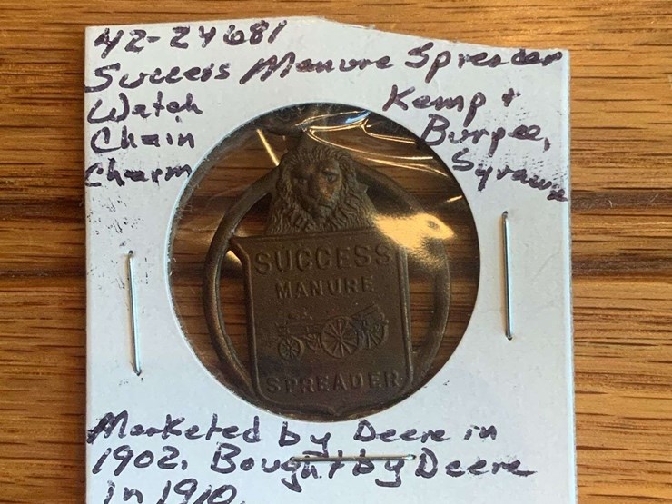 kemp-&-burpee-success-manure-spreader-charm-image-1