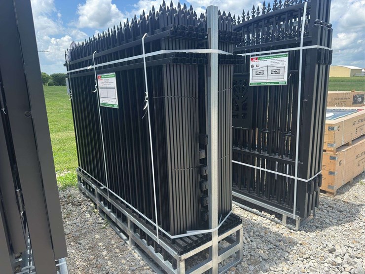 powder-coated-steel-site-fence-8-x-6-ft-image-2