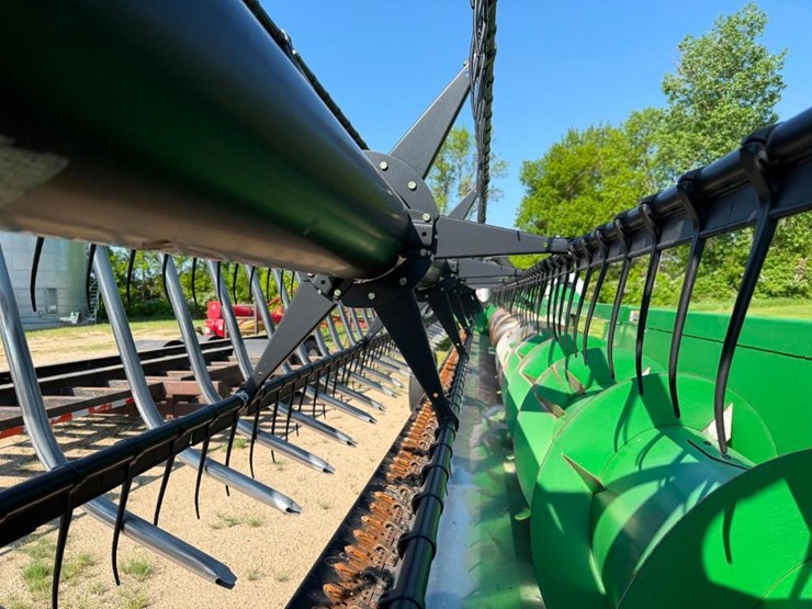 2011-john-deere-635f-image-18