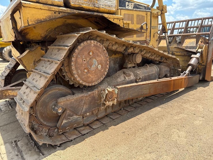 caterpillar-d6r-xl-image-13