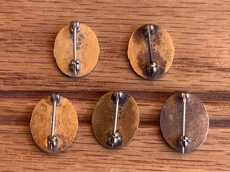 (5)-john-deere-service-pins-image-4