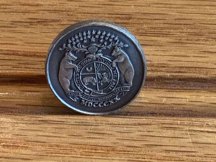 (2)-john-deere-st.-louis-+-minneapolis-pins-image-2