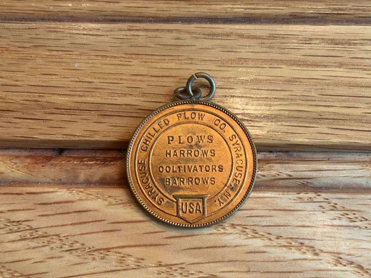 1900-syracuse-chilled-plow-co.-charm-image-2