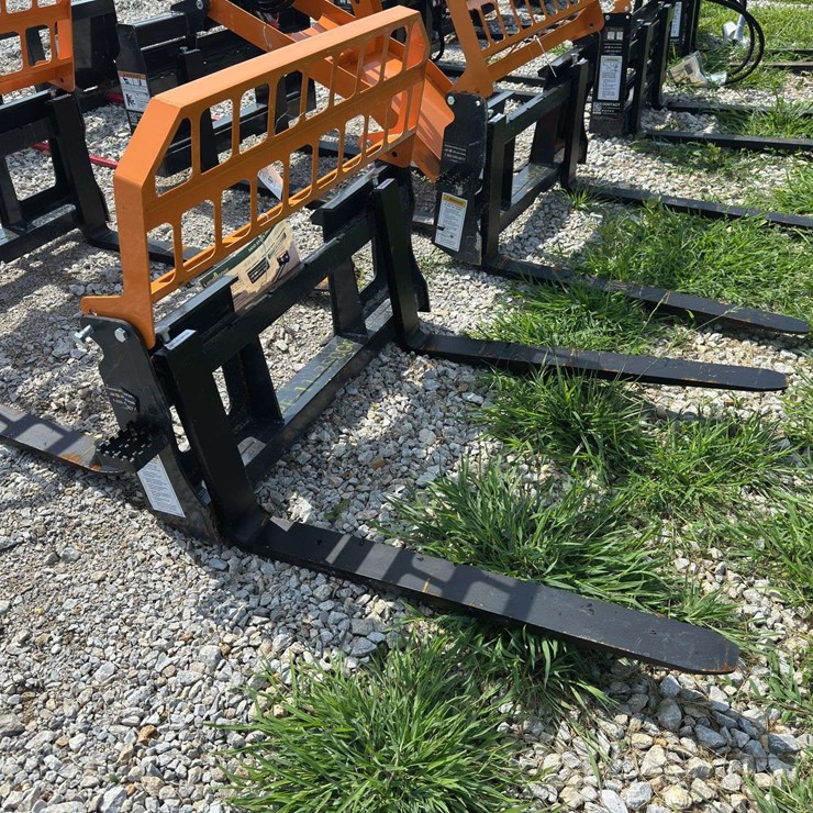 Skid Steer Fork Attachment