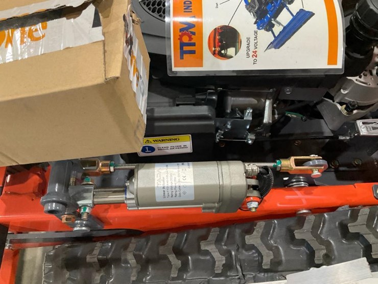 #1250-•-unused-tpm-rc-mower-image-2