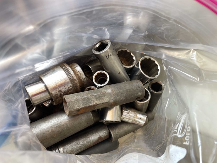 #10772-•-misc.-sockets-image-2
