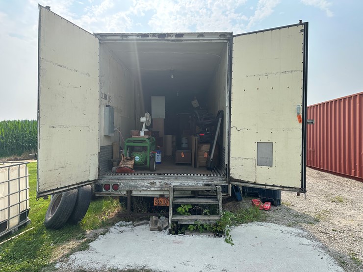 #8575-•-great-dane-trailers-semi-trailer-image-4