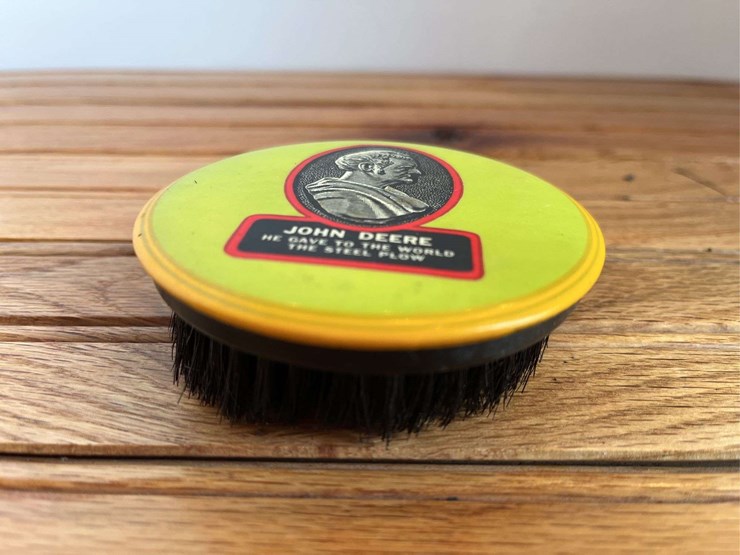 john-deere-celluloid-brush-image-3
