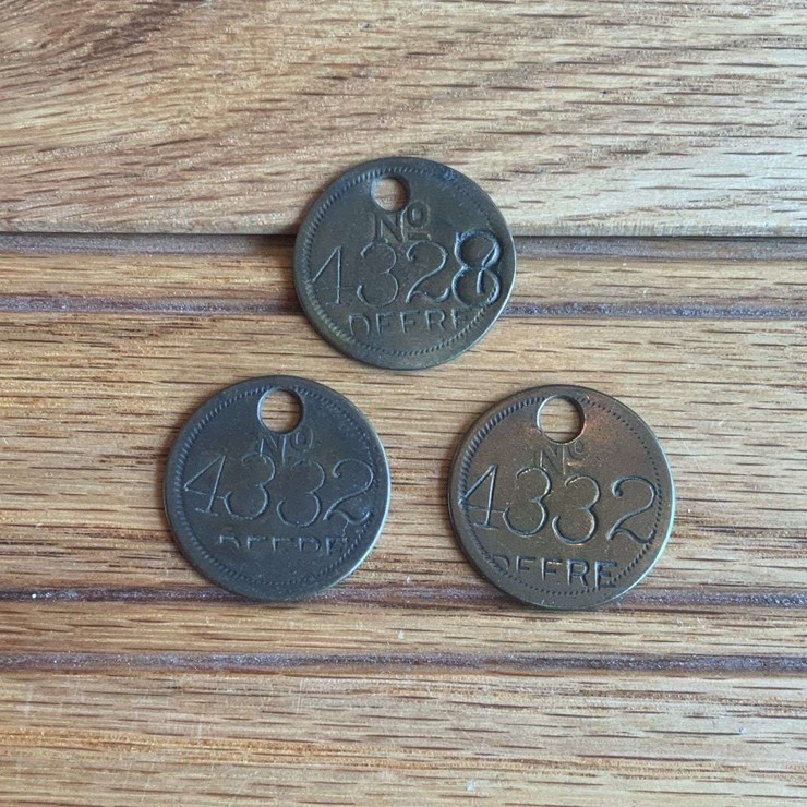 (3) Deere Tool Tags