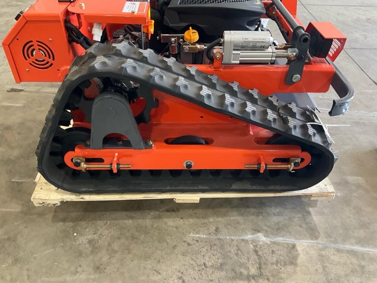#1251-•-unused-tpm-rc-mower-image-4