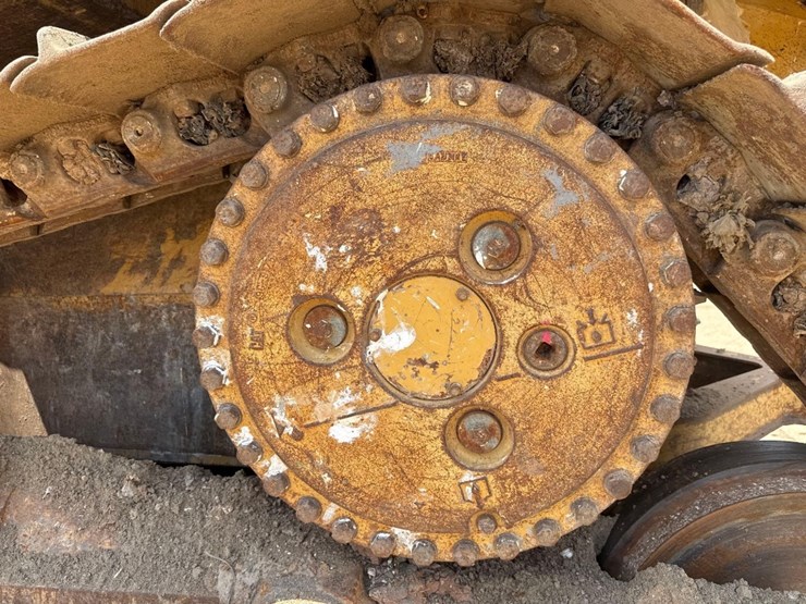caterpillar-d6r-xl-image-10