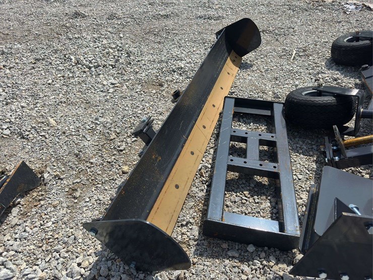 skid-steer-grader-attachment-image-7