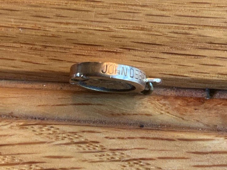 john-deere-service-charm-image-3